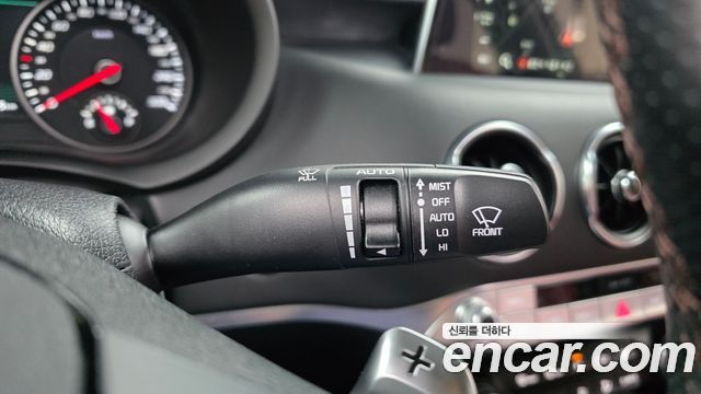 Kia Stinger 3.3 Turbo AWD GT 2020 — фото 27