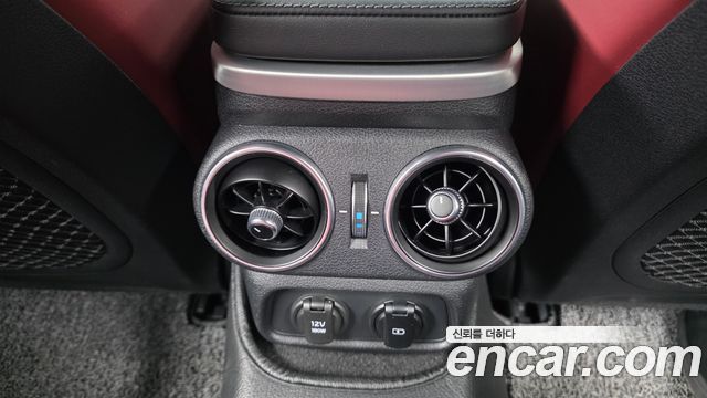 Kia Stinger 3.3 Turbo AWD GT 2020 — фото 33