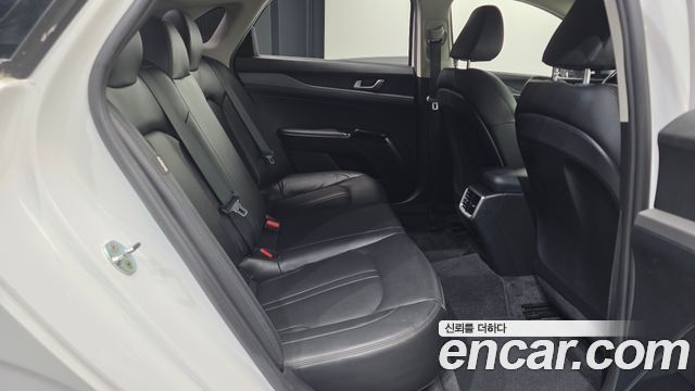 Kia K5 (III) 2.0 Trendy 2023 — фото 12