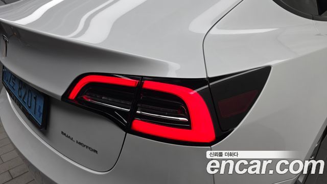 Tesla Model 3 Long Range AWD 2022 — фото 23