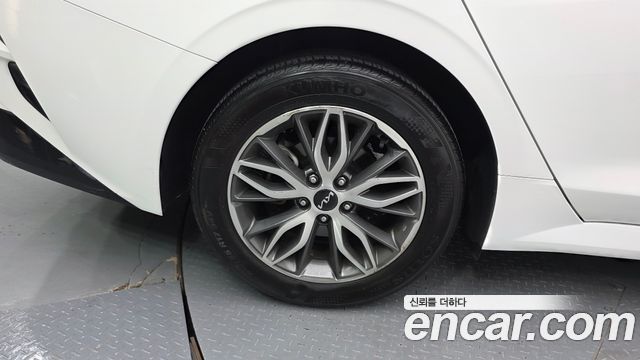 Kia K5 (III) 2.0 Prestige 2022 — фото 5