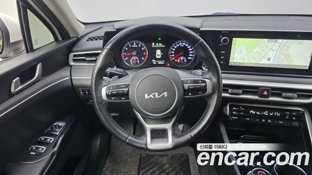 Kia K5 (III) 2.0 Prestige 2022 — фото 13