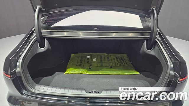 Hyundai Grandeur (GN7) 3,5 Gasoline 4WD Exclusive 2023 — фото 20