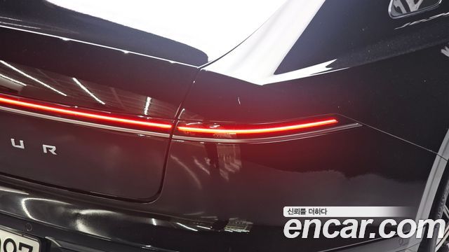 Hyundai Grandeur (GN7) 3,5 Gasoline 4WD Exclusive 2023 — фото 23