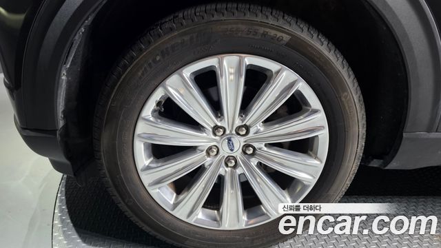 Ford Explorer (VI) 2.3 LimIted 4WD 2022 — фото 5