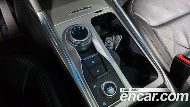 Ford Explorer (VI) 2.3 LimIted 4WD 2022 — фото 9