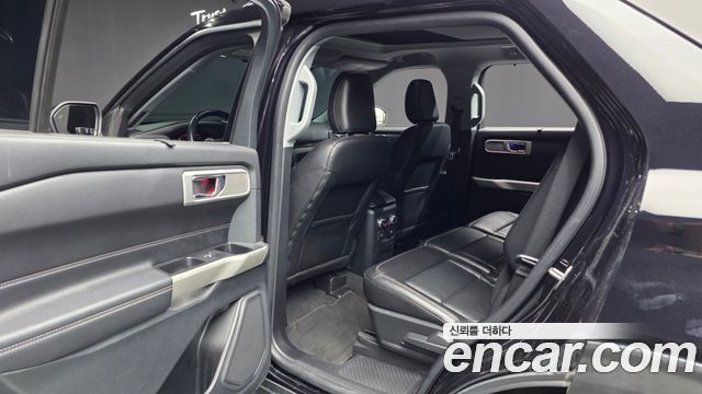 Ford Explorer (VI) 2.3 LimIted 4WD 2022 — фото 26