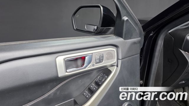 Ford Explorer (VI) 2.3 LimIted 4WD 2022 — фото 27