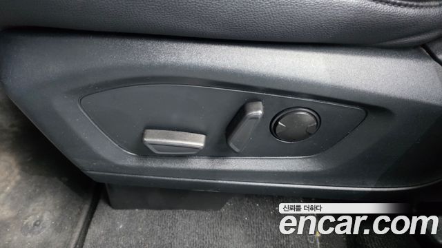 Ford Explorer (VI) 2.3 LimIted 4WD 2022 — фото 35