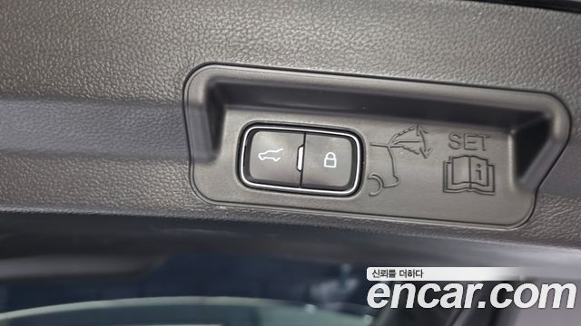 Ford Explorer (VI) 2.3 LimIted 4WD 2022 — фото 36