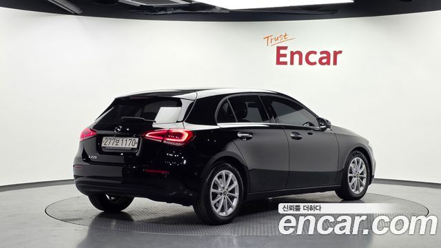 Mercedes-Benz A-Class (W177) A220 Hatchback 2020 — фото 2