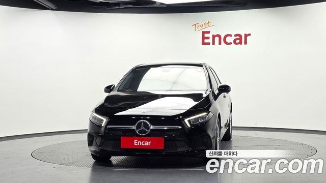 Mercedes-Benz A-Class (W177) A220 Hatchback 2020 — фото 3