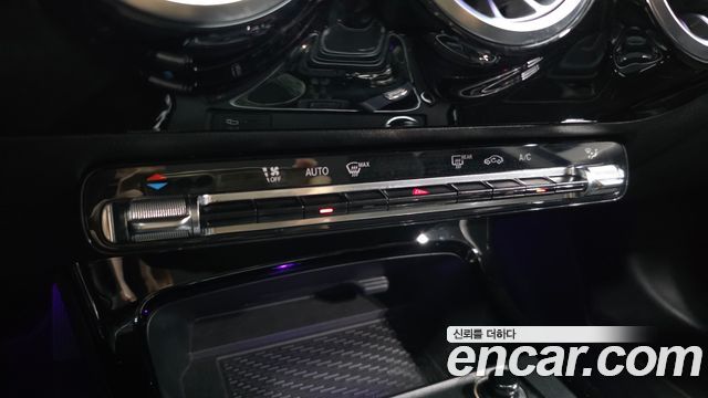Mercedes-Benz A-Class (W177) A220 Hatchback 2020 — фото 16