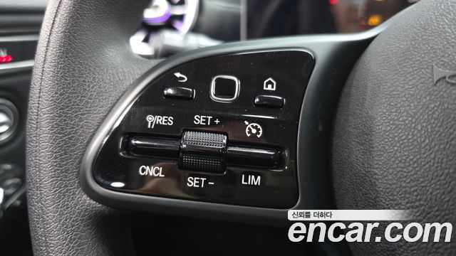 Mercedes-Benz A-Class (W177) A220 Hatchback 2020 — фото 17