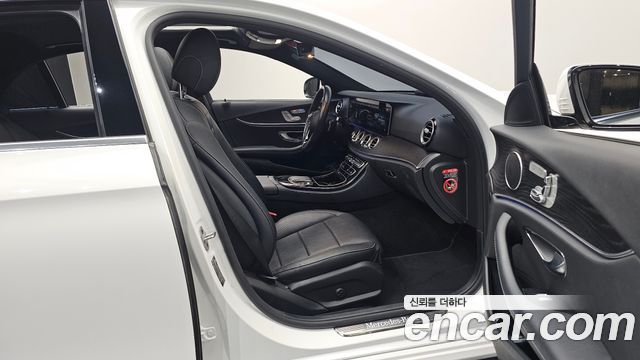 Mercedes-Benz E-Class (W213) E250 Avantgarde 2023 — фото 11