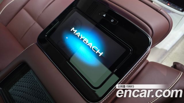Mercedes-Benz GLS-Class (X167) Maybach GLS600 4MATIC Manufakur 2023 — фото 16