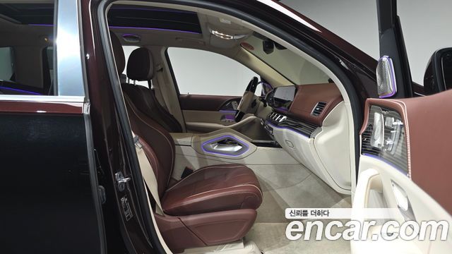 Mercedes-Benz GLS-Class (X167) Maybach GLS600 4MATIC Manufakur 2023 — фото 26