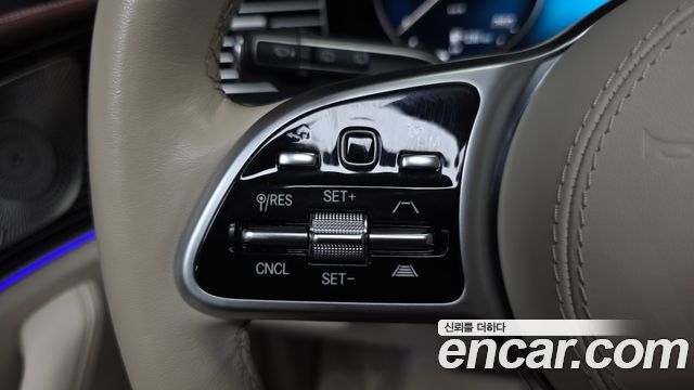 Mercedes-Benz GLS-Class (X167) Maybach GLS600 4MATIC Manufakur 2023 — фото 32