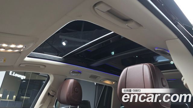 Mercedes-Benz GLS-Class (X167) Maybach GLS600 4MATIC Manufakur 2023 — фото 35