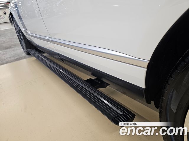 Land Rover Range Rover (IV) 5.0 SC AB LWB 2019 — фото 16