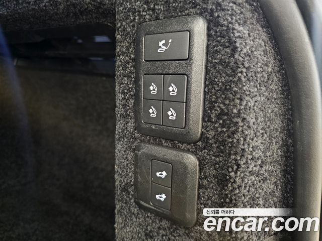 Land Rover Range Rover (IV) 5.0 SC AB LWB 2019 — фото 20