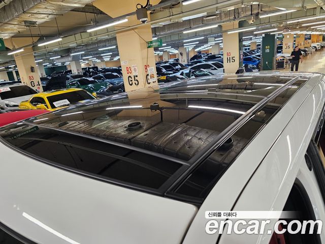 Land Rover Range Rover (IV) 5.0 SC AB LWB 2019 — фото 23