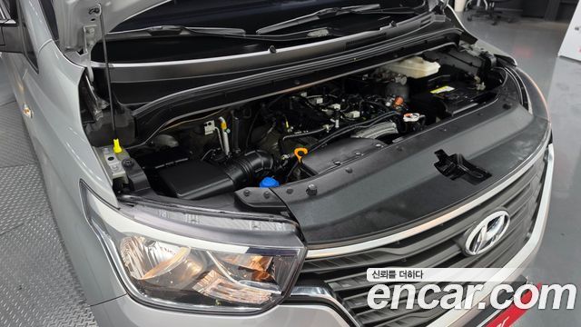 Hyundai Grand Starex Van 3-Seater Smart 2019 — фото 6
