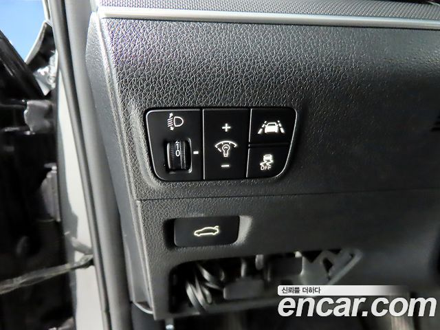 Kia K5 (III) 2.0 Prestige 2021 — фото 18