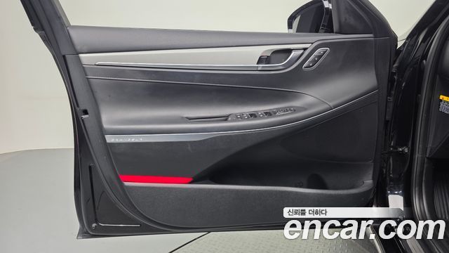 Hyundai Grandeur (IG) 3.0 Exclusive Special 2019 — фото 24