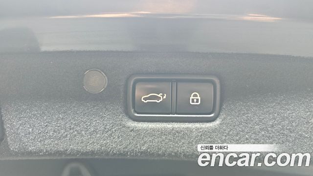 Hyundai Grandeur (IG) 3.0 Exclusive Special 2019 — фото 30