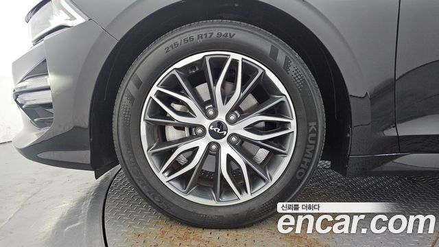 Kia K5 (III) 2.0 Prestige 2022 — фото 5