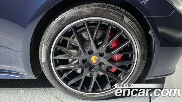 Porsche Panamera (971) 4.0 GTS 2019 — фото 5