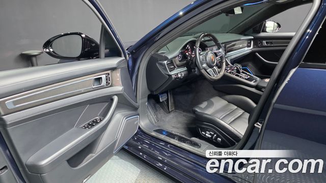 Porsche Panamera (971) 4.0 GTS 2019 — фото 10