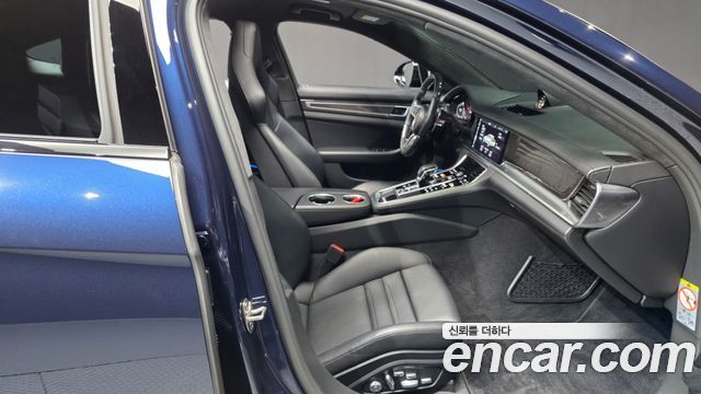 Porsche Panamera (971) 4.0 GTS 2019 — фото 11