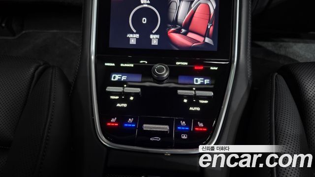 Porsche Panamera (971) 4.0 GTS 2019 — фото 19
