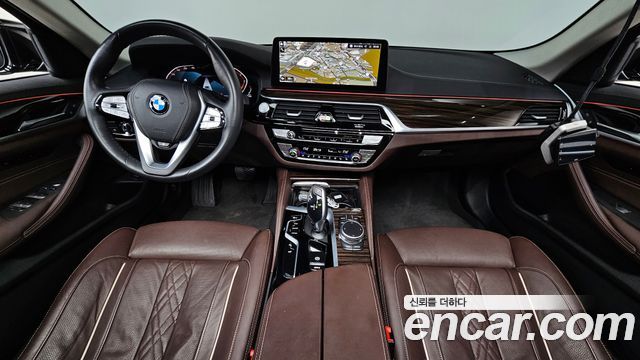BMW 5 Series (G30) 523d Luxury 2023 — фото 7