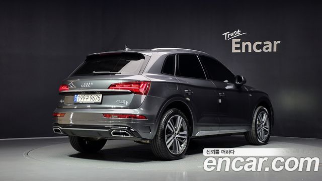 Audi Q5 (FY) 40 TDI Quattro Premium 2023 — фото 2