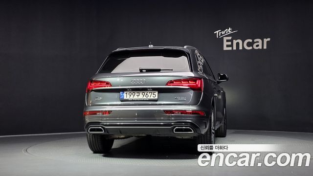 Audi Q5 (FY) 40 TDI Quattro Premium 2023 — фото 4