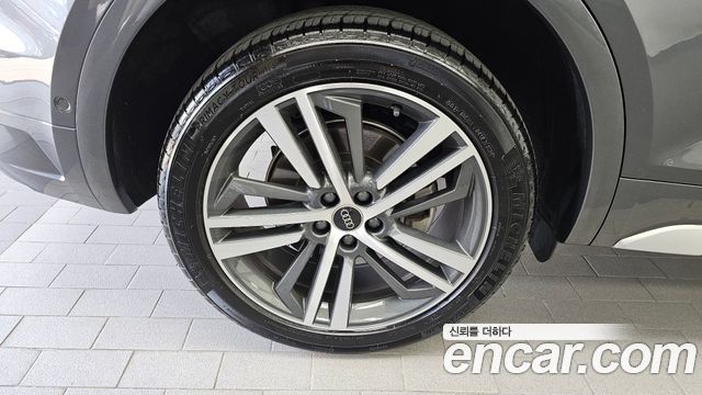 Audi Q5 (FY) 40 TDI Quattro Premium 2023 — фото 5