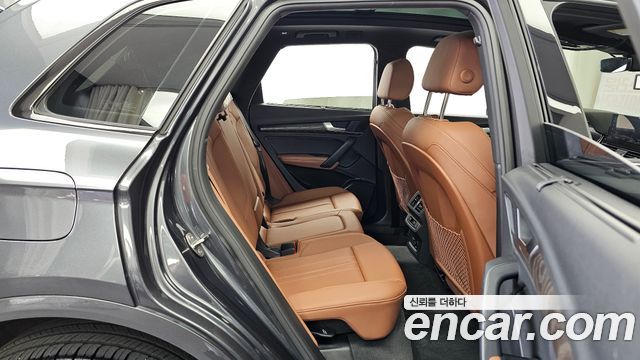 Audi Q5 (FY) 40 TDI Quattro Premium 2023 — фото 12