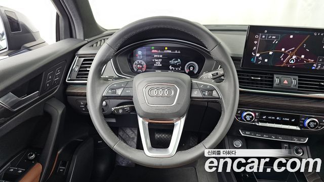 Audi Q5 (FY) 40 TDI Quattro Premium 2023 — фото 13