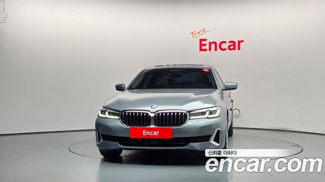 BMW 5 Series (G30) 530i Luxury 2023 — фото 3