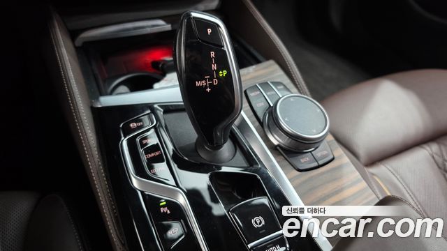 BMW 5 Series (G30) 530i Luxury 2023 — фото 9