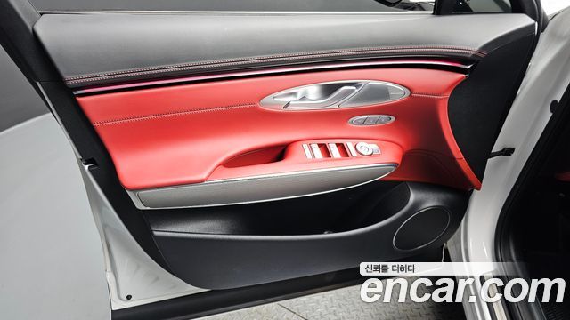 Genesis GV70 2.5T Gasoline AWD 2025 — фото 24