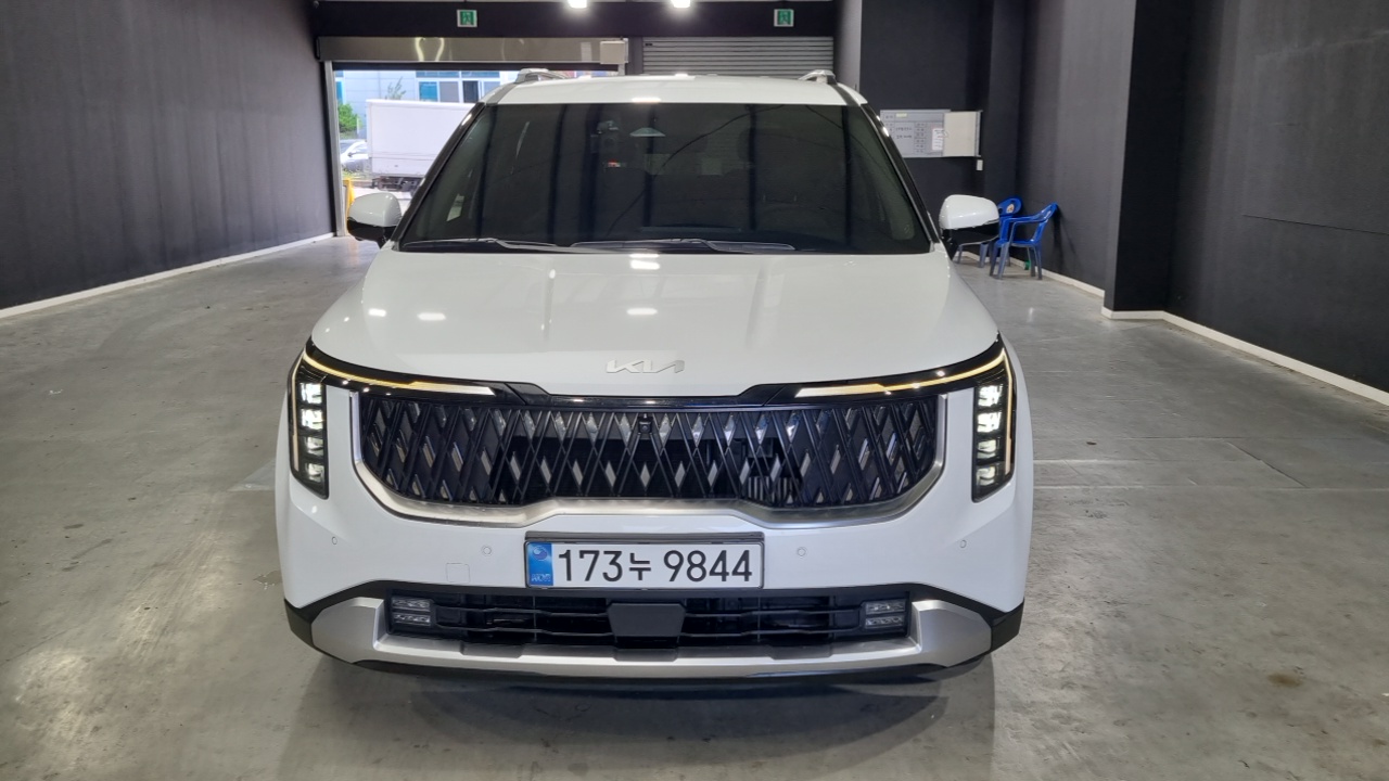 Kia Carnival (IV) Diesel 9-Seater Prestige 2025 — фото 3
