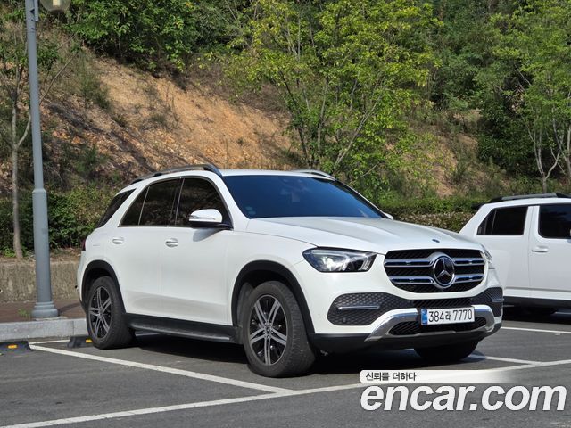 Mercedes-Benz GLE-Class (W167) GLE300d 4MATIC 2019 — фото 3