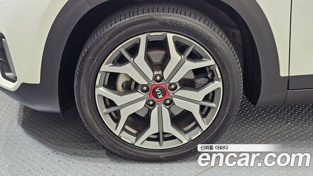 Kia Seltos Gasoline 1.6 Turbo 2WD Noblesse 2020 — фото 5
