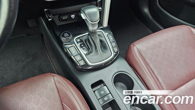 Kia Seltos Gasoline 1.6 Turbo 2WD Noblesse 2020 — фото 9