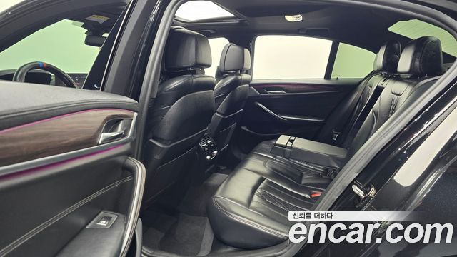 BMW 5 Series (G30) 520d M Sport Package Plus 2017 — фото 12