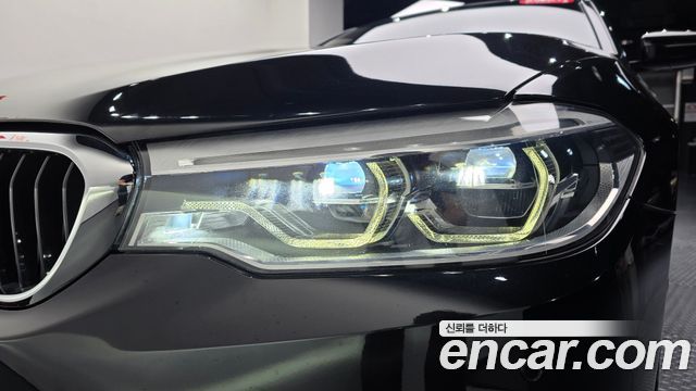 BMW 5 Series (G30) 520d M Sport Package Plus 2017 — фото 22